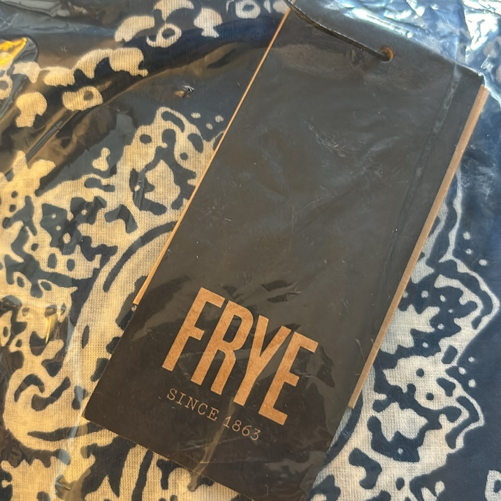 Frye Unisex Blue and White Bandana - Picture 5 of 8